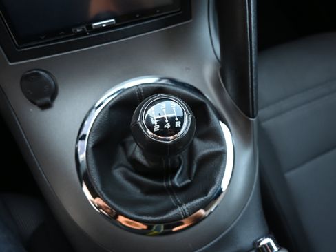 Used 2006 Pontiac Solstice Convertible w/ Power Package image 24