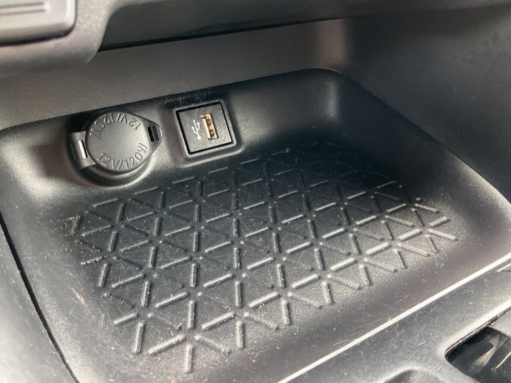 Used 2025 Toyota RAV4 XLE AWD/4WD image 11