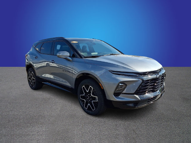 Used 2024 Chevrolet Blazer RS FWD image 3