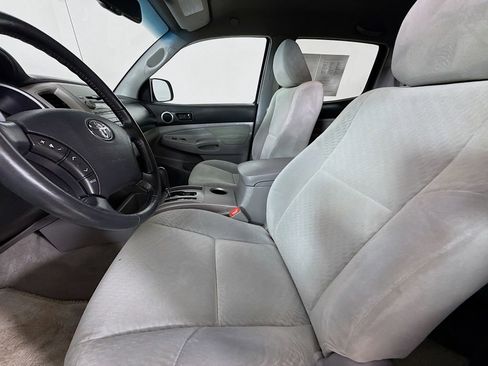 Used 2010 Toyota Tacoma PreRunner RWD image 21