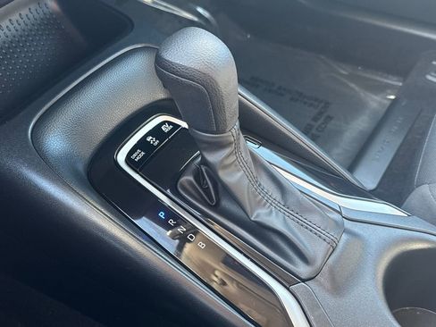 Used 2025 Toyota Corolla LE image 25