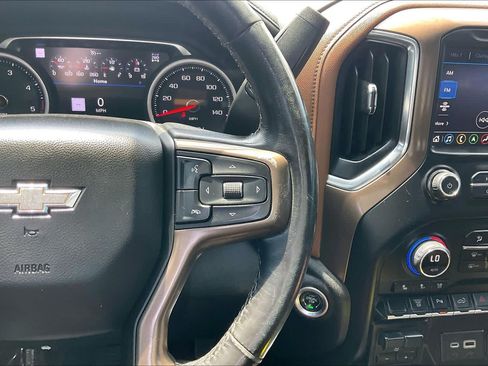 Used 2022 Chevrolet Silverado 2500 High Country AWD/4WD image 25