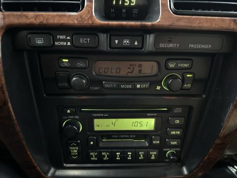 Used 1999 Toyota 4Runner Limited AWD/4WD image 27