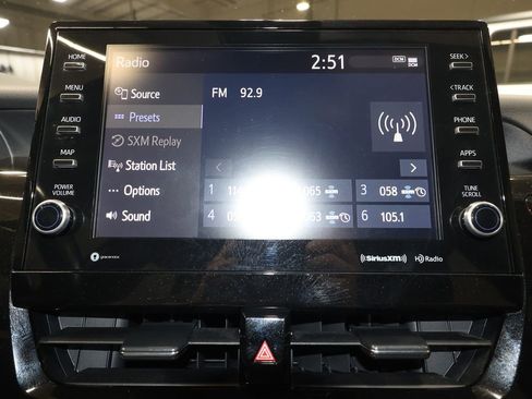 Used 2023 Toyota Camry XSE image 11