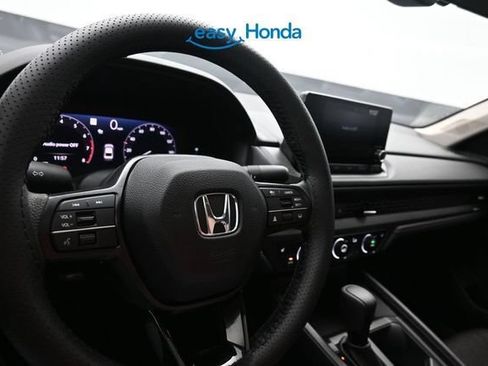 Used 2024 Honda Accord EX image 10