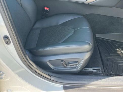 Used 2022 Toyota Camry XSE w/ Navigation Package image 23