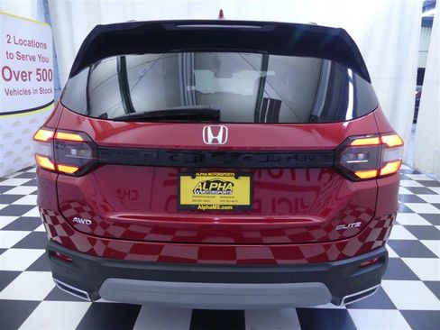 Used 2025 Honda Pilot Elite image 5