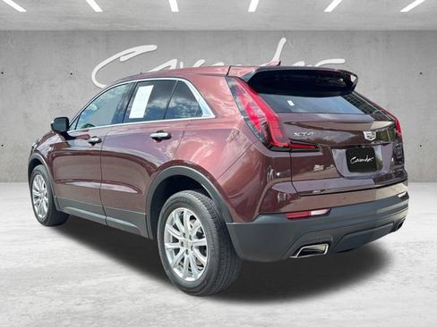 Used 2023 Cadillac XT4 Luxury w/ Cold Weather Package FWD image 17