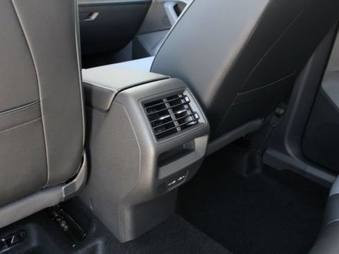 New 2026 Volkswagen Tiguan SE AWD/4WD image 22