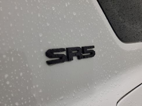 Used 2025 Toyota 4Runner SR5 RWD image 8