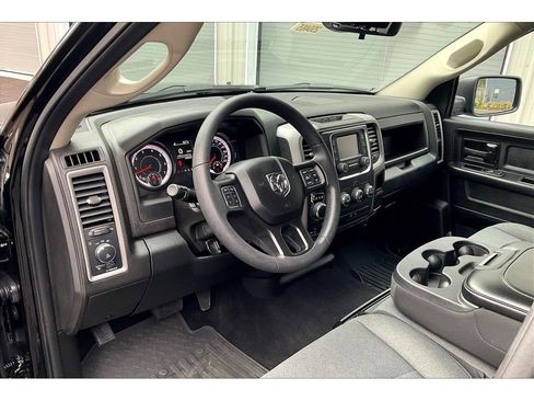 Used 2024 RAM 1500 Tradesman w/ Tradesman SXT Package image 14