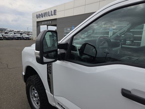 New 2026 Ford F250 XL w/ XL Off-Road Package AWD/4WD image 10