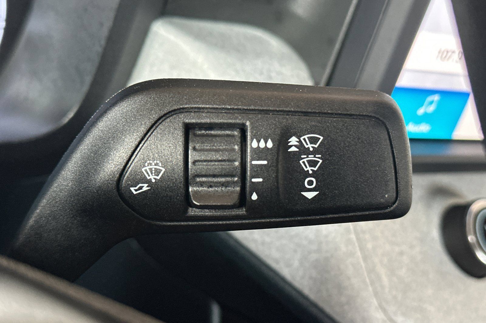 Used 2024 Ford Maverick XLT FWD image 31