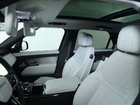 Used 2023 Land Rover Range Rover Sport SE image 18