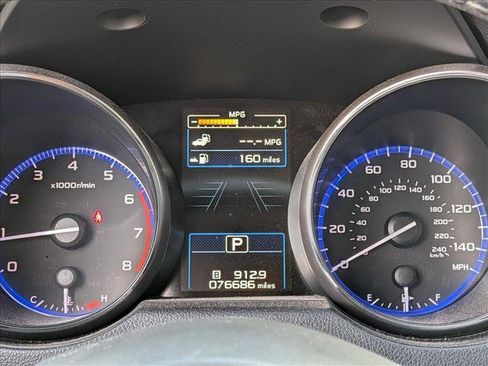 Used 2017 Subaru Outback 2.5i Limited AWD/4WD image 11
