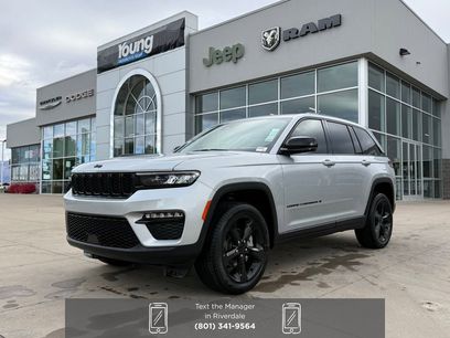 New 2025 Jeep Grand Cherokee Limited w/ Black Appearance Package