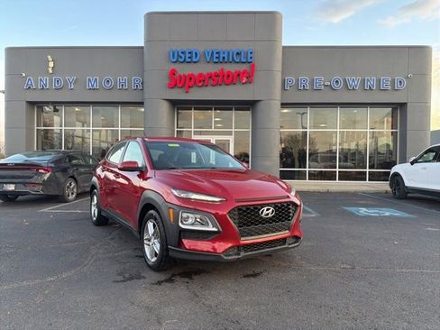 Used 2021 Hyundai Kona SE image 1