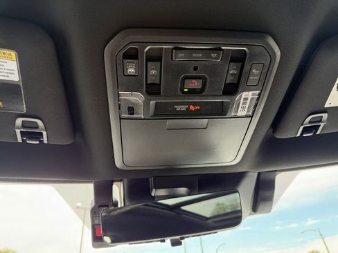 New 2026 Toyota Tundra Limited AWD/4WD image 29