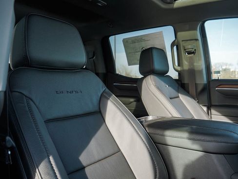 New 2026 GMC Sierra 1500 Denali image 10