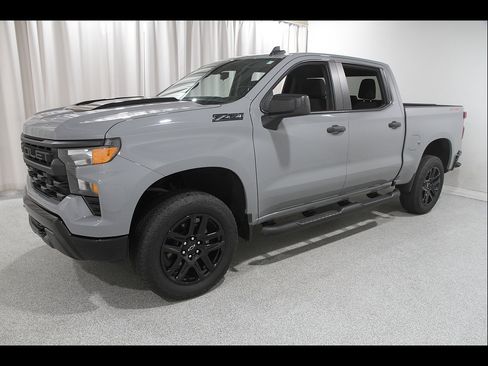 Certified 2024 Chevrolet Silverado 1500 Custom Trail Boss w/ Turbomax Blackout Package AWD/4WD image 3