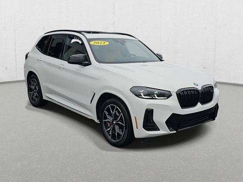 Used 2024 BMW X3 M40i w/ Premium Package image 3