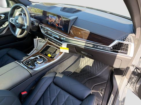 New 2026 BMW X5 sDrive40i w/ M Sport Package RWD image 14