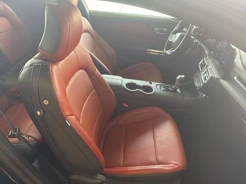 Certified 2025 Ford Mustang Premium image 18