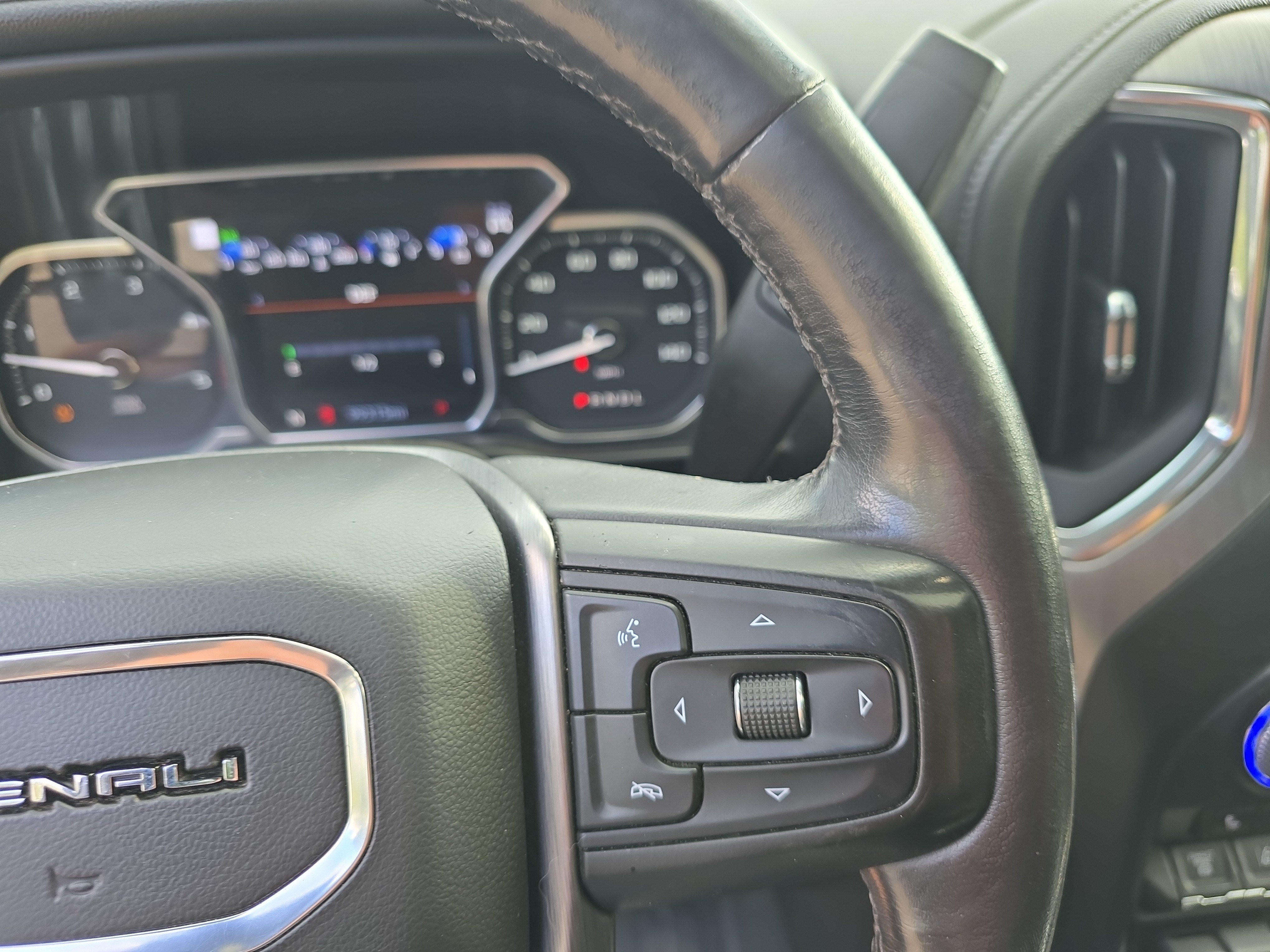Used 2020 GMC Sierra 2500 Denali w/ Denali Ultimate Package AWD/4WD image 30