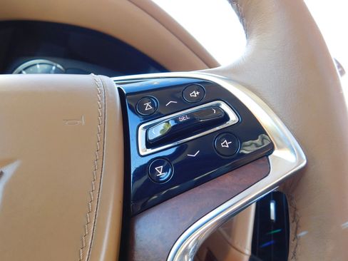 Used 2016 Cadillac Escalade Platinum AWD/4WD image 35