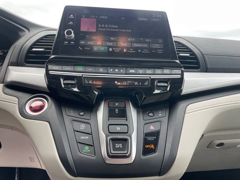 Certified 2026 Honda Odyssey EX-L image 18