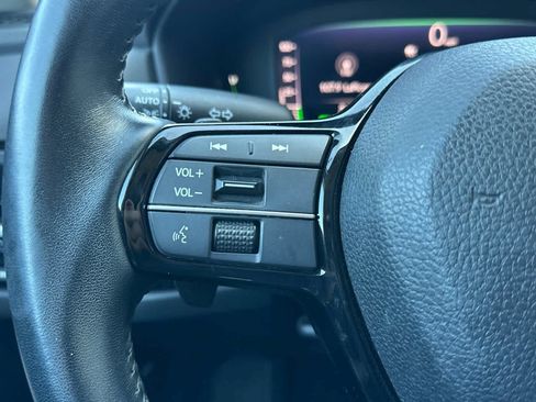 Used 2023 Honda Accord Touring image 28