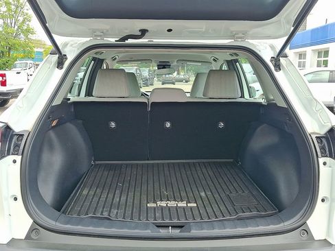 Used 2022 Toyota Corolla Cross L AWD/4WD image 33