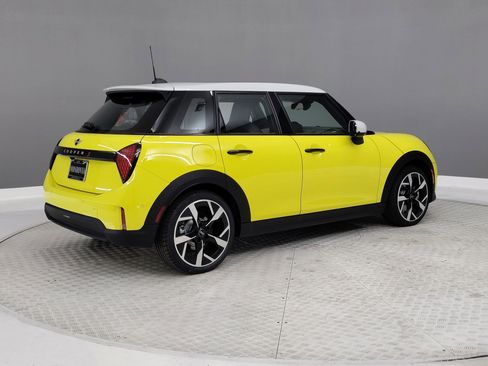 New 2026 MINI Cooper S image 6