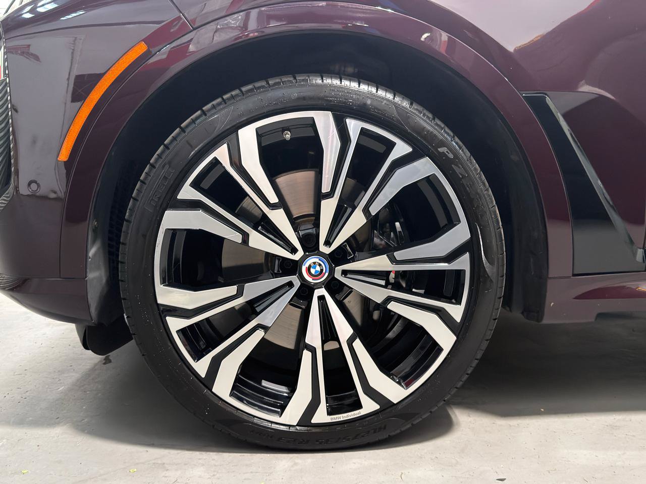 Used 2023 BMW X7 M60i w/ Executive Package AWD/4WD image 10