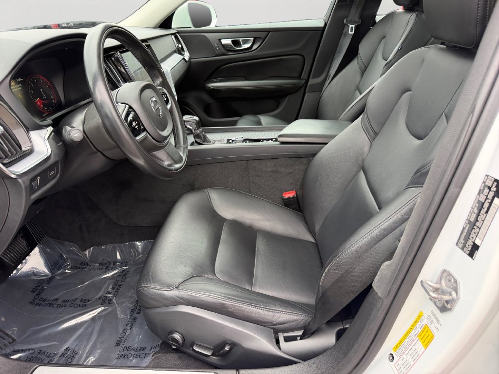 Used 2020 Volvo S60 T6 Momentum w/ Protection Package Premier AWD/4WD image 16