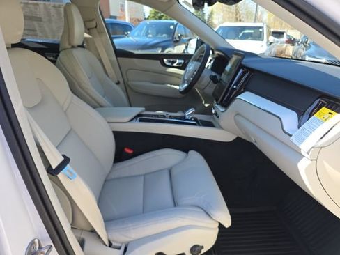 New 2026 Volvo XC60 T8 Ultra w/ Protection Package Premier AWD/4WD image 14