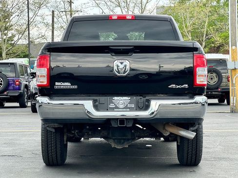 Used 2024 RAM 2500 Big Horn w/ Bed Utility Group image 11