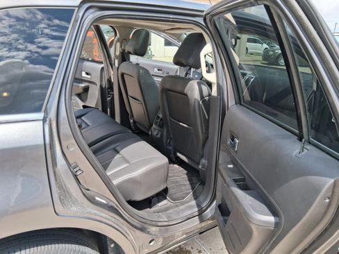 Used 2010 Ford Edge Limited FWD image 16