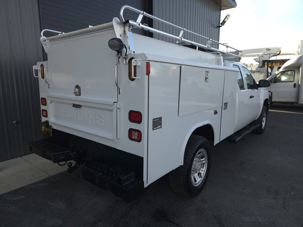 Used 2012 Chevrolet Silverado 3500 W/T AWD/4WD image 7