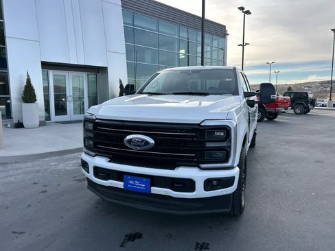 Certified 2025 Ford F350 Platinum AWD/4WD image 3