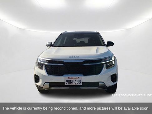Used 2025 Kia Seltos S FWD image 2