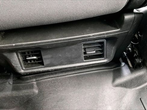 Used 2020 Chevrolet Silverado 2500 LT w/ Z71 Off-Road Package image 16