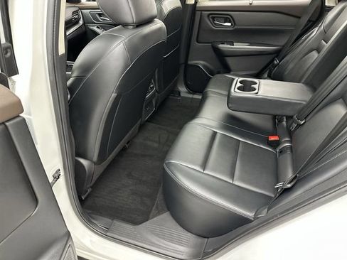 Used 2023 Nissan Rogue SV w/ SV Premium B Package AWD/4WD image 22
