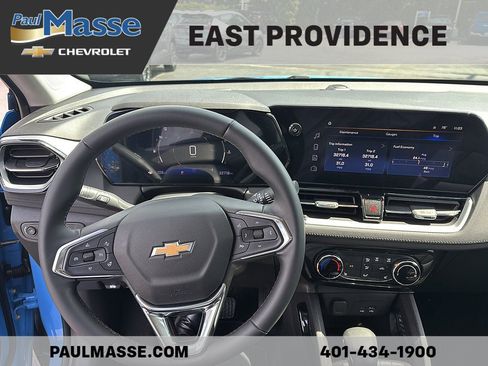 Certified 2024 Chevrolet TrailBlazer LT w/ LT Cold Weather Package FWD image 11