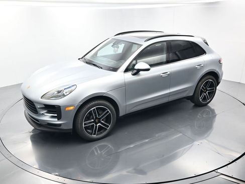 Used 2021 Porsche Macan S image 32