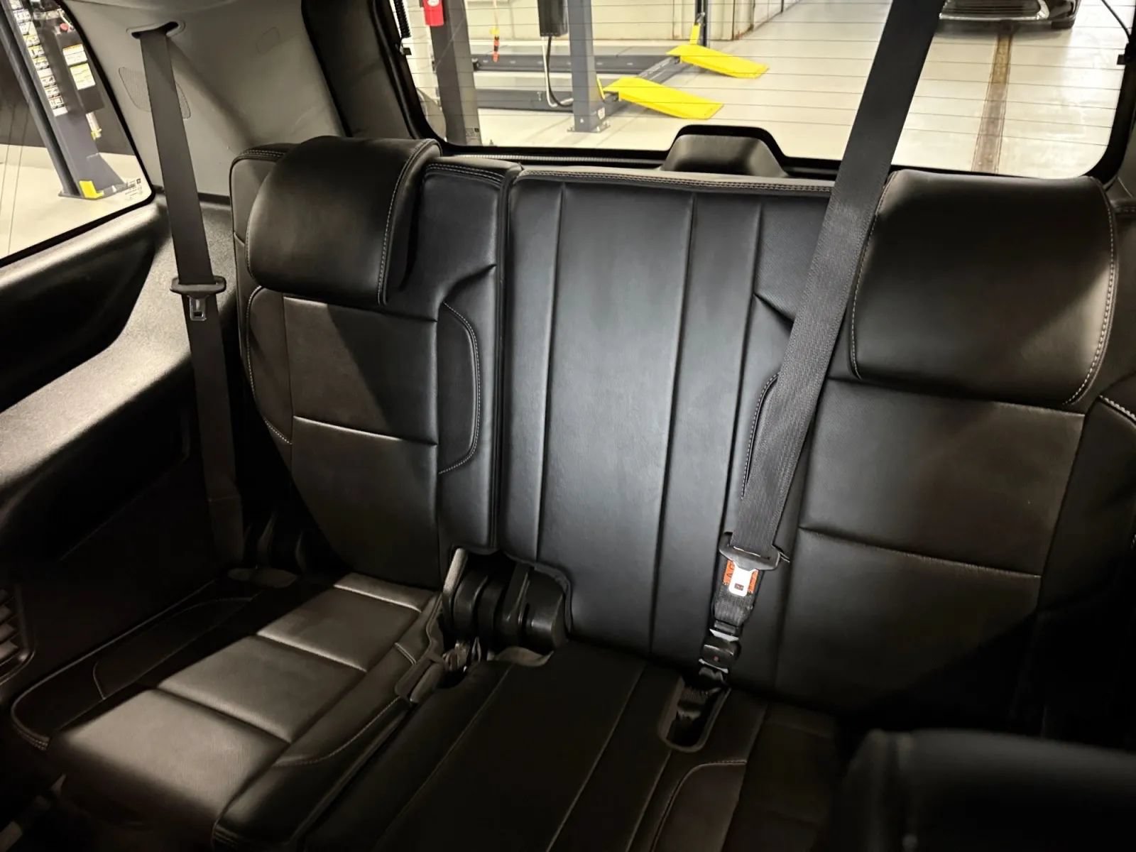 Used 2020 GMC Yukon Denali w/ Open Road Package AWD/4WD image 27