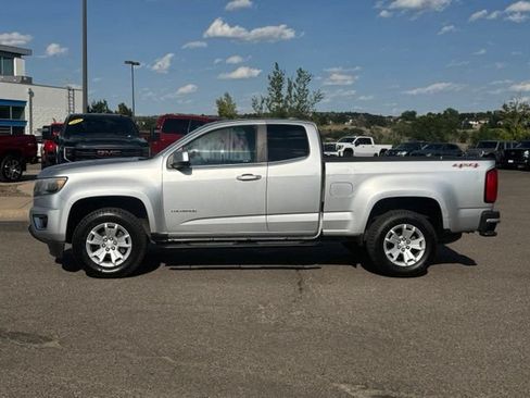 Used 2016 Chevrolet Colorado LT w/ LT Convenience Package AWD/4WD image 2