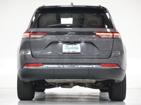 Used 2023 Jeep Grand Cherokee 4WD 4xe image 16