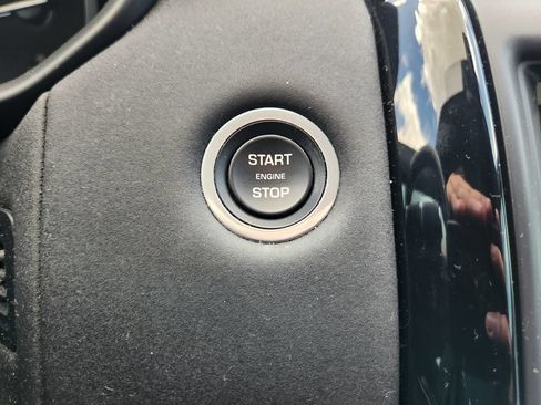 Used 2020 Land Rover Discovery SE AWD/4WD image 20