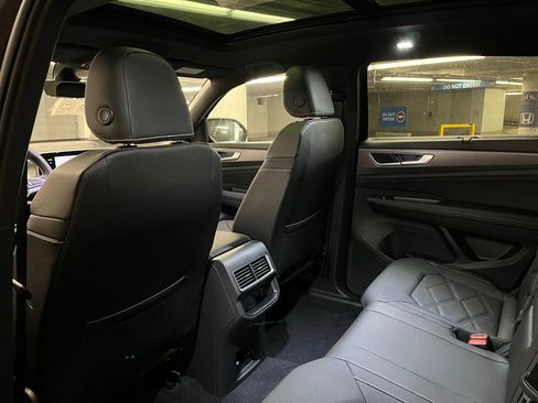 New 2026 Volkswagen Atlas Cross Sport SE image 23